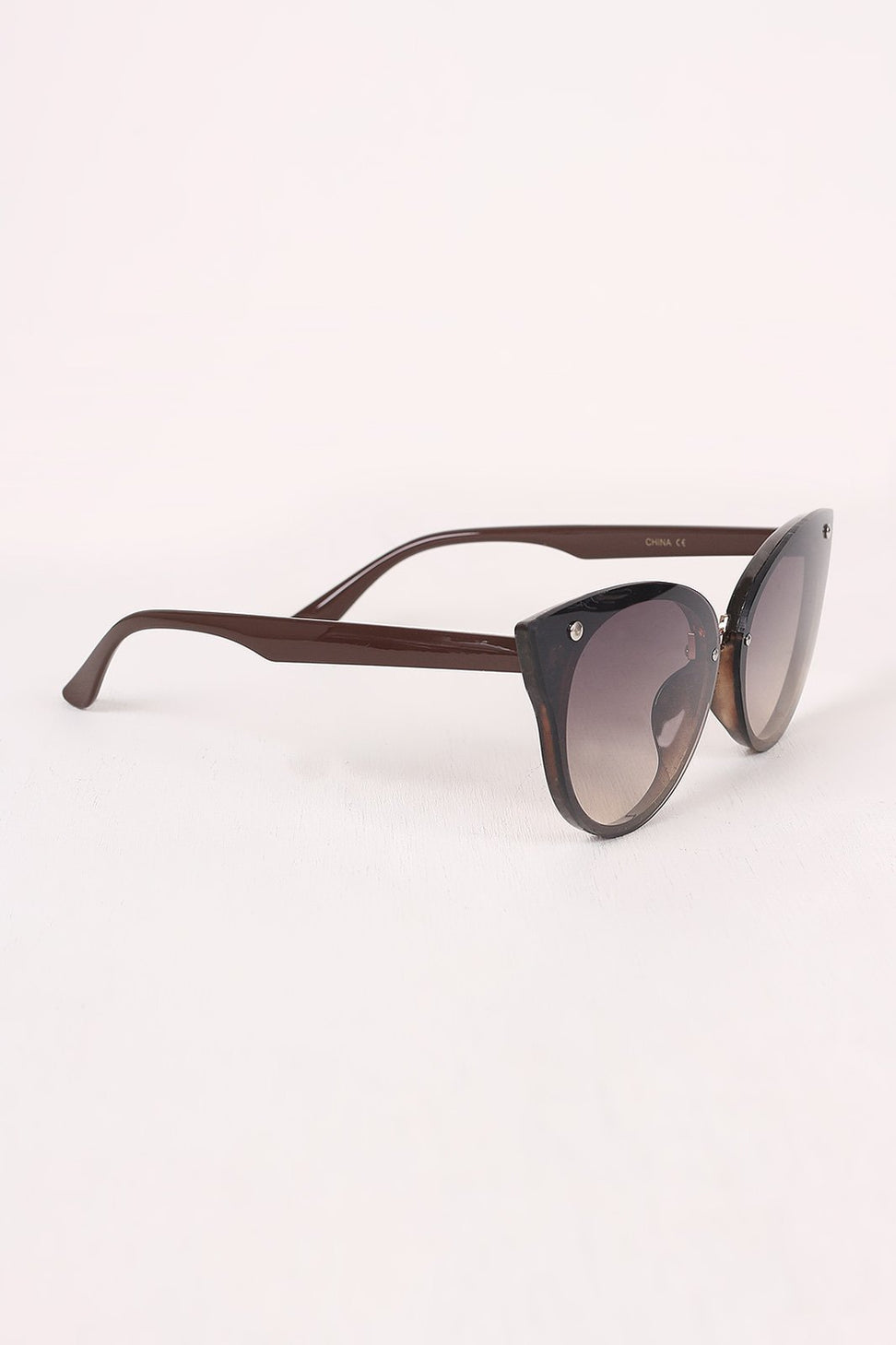 Gradient Tinted Cateye Sunglasses