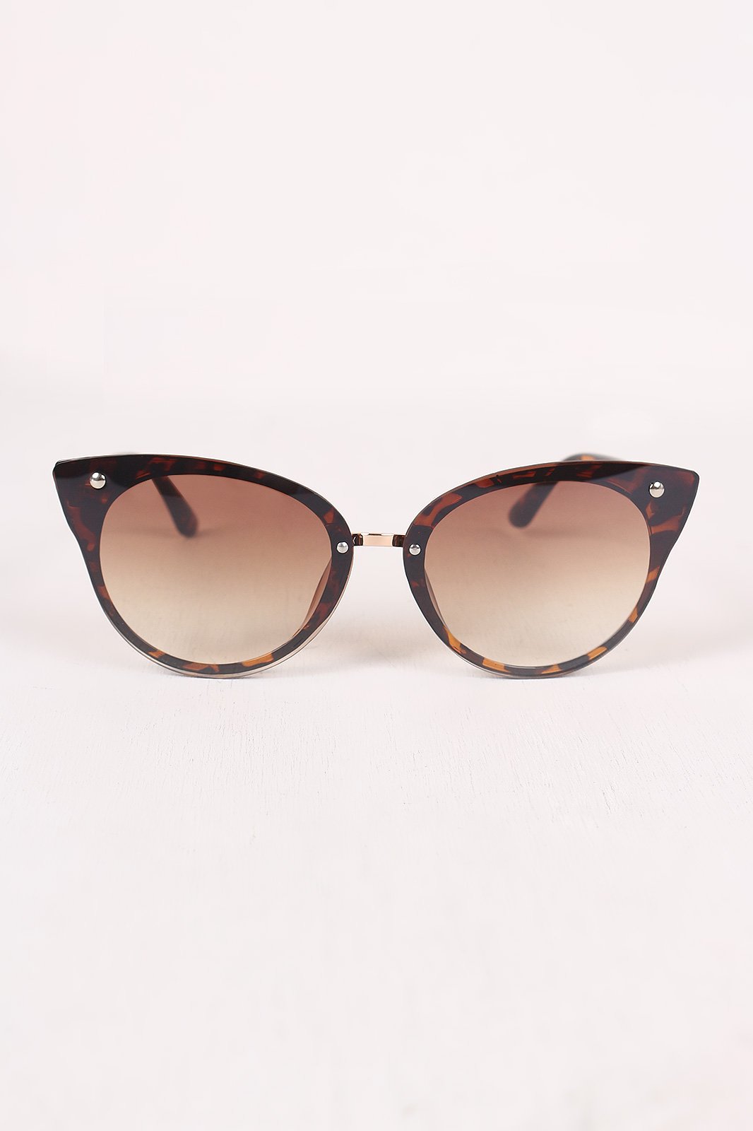 Gradient Tinted Cateye Sunglasses
