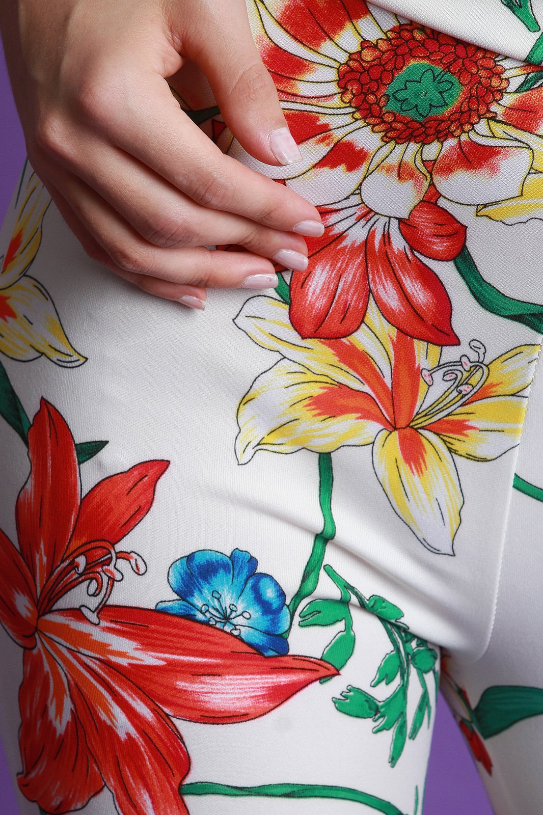 Floral Sleeveless V-Neck Open Midriff Fitted Jumpsuit