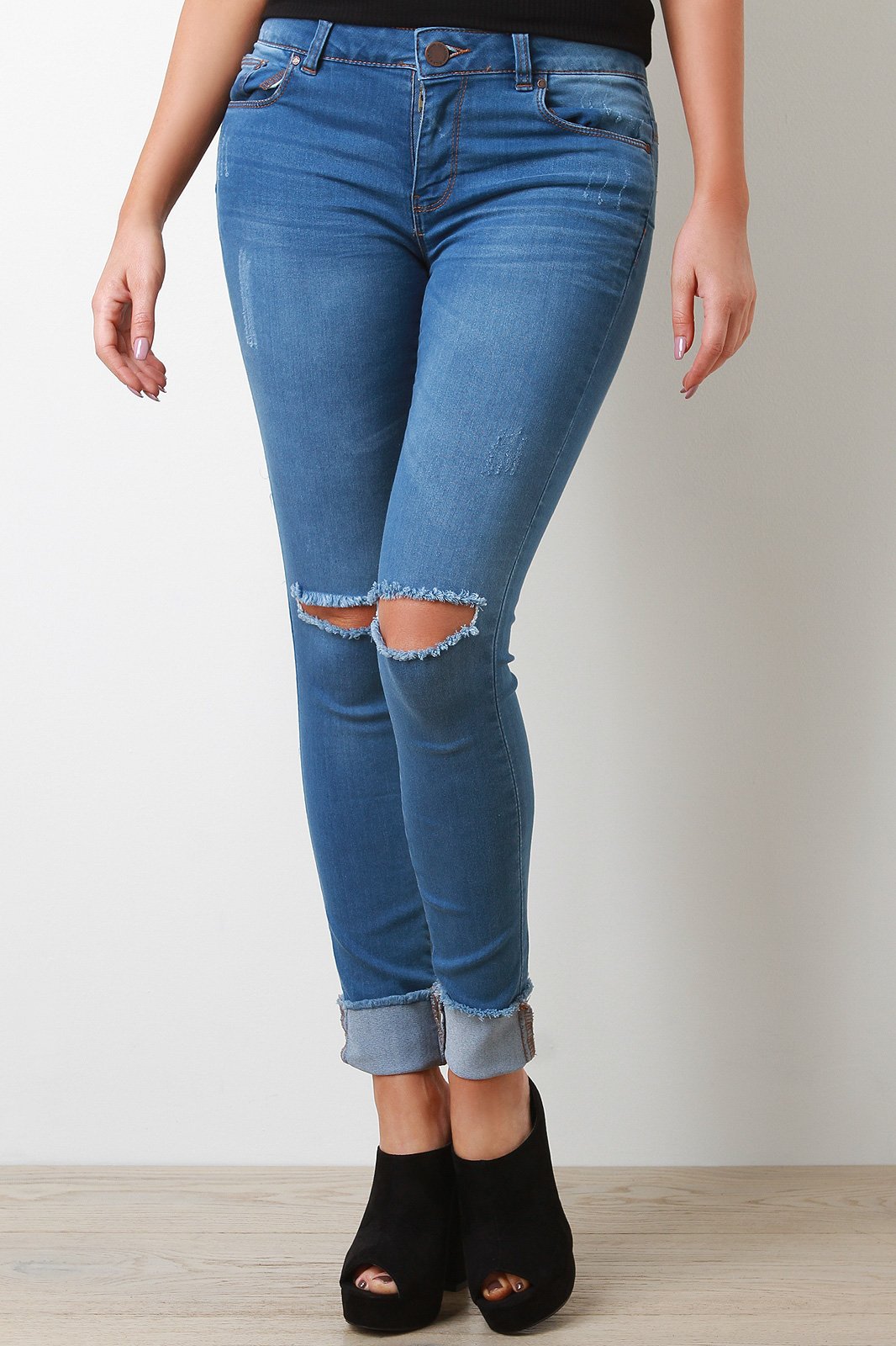 Distressed Frayed Fold Up Cuff Skinny Jeans - NoveltyOne