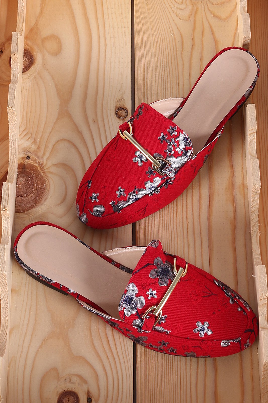 Qupid Floral Embroidery Horsebit Slip On Mule Flat