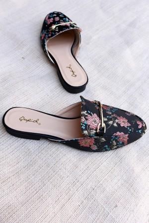 Qupid Floral Embroidery Horsebit Slip On Mule Flat