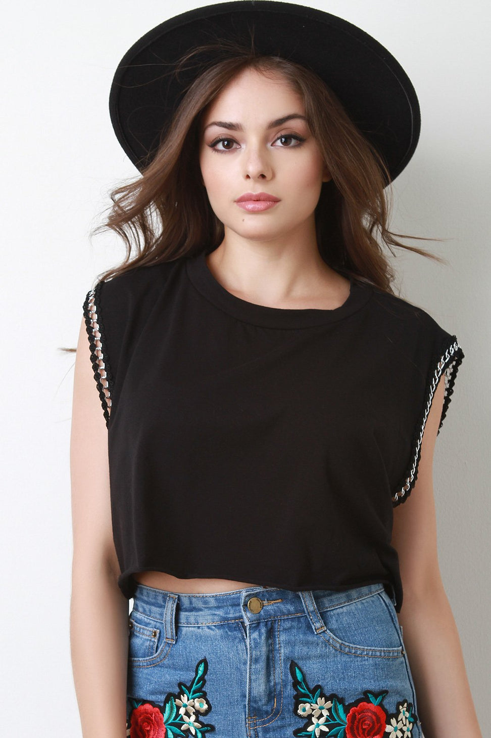 Round Neck Macrame Chain Trim Crop Top