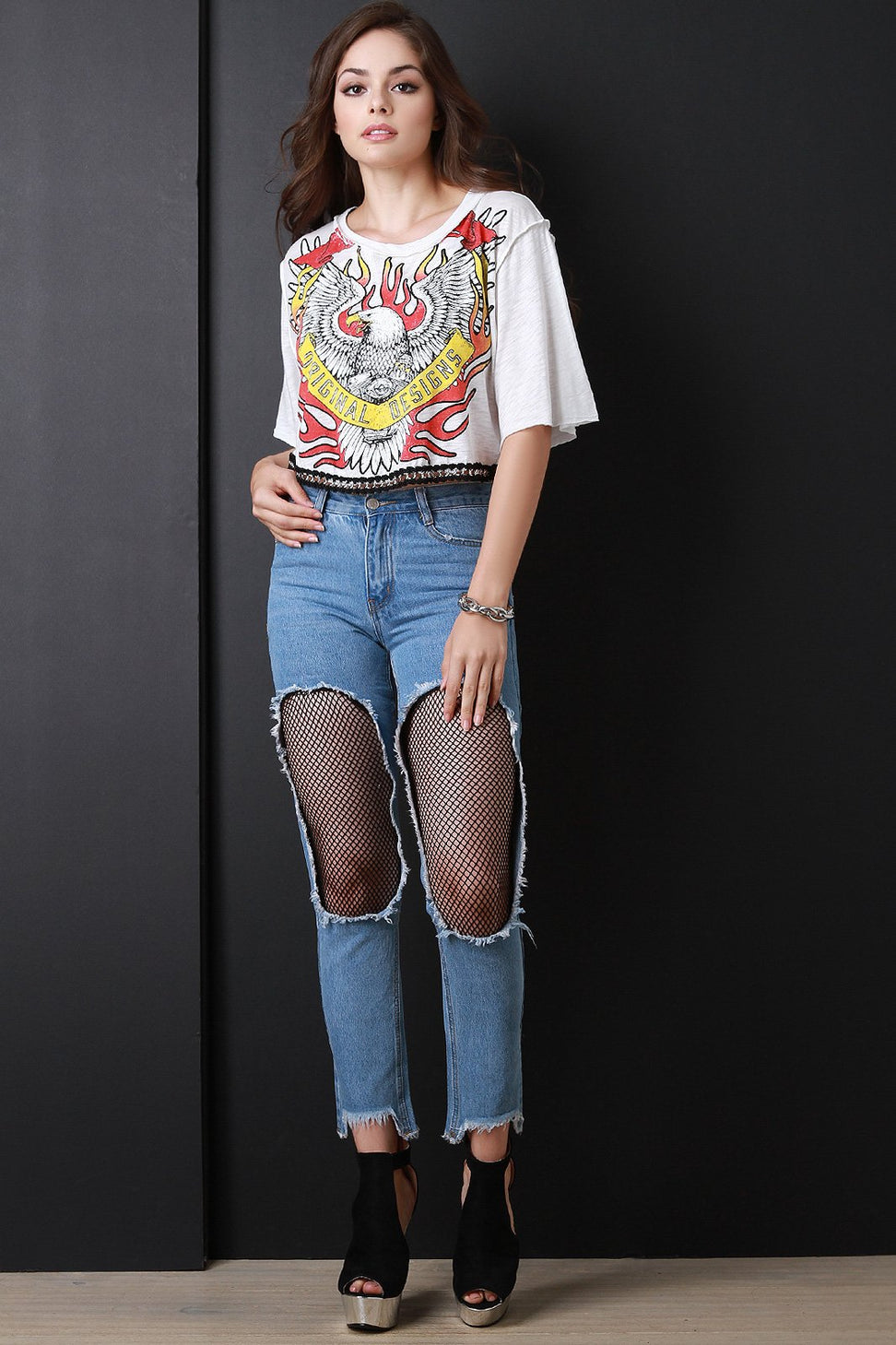 Original Designs Graphic Chained Hem Crop Top