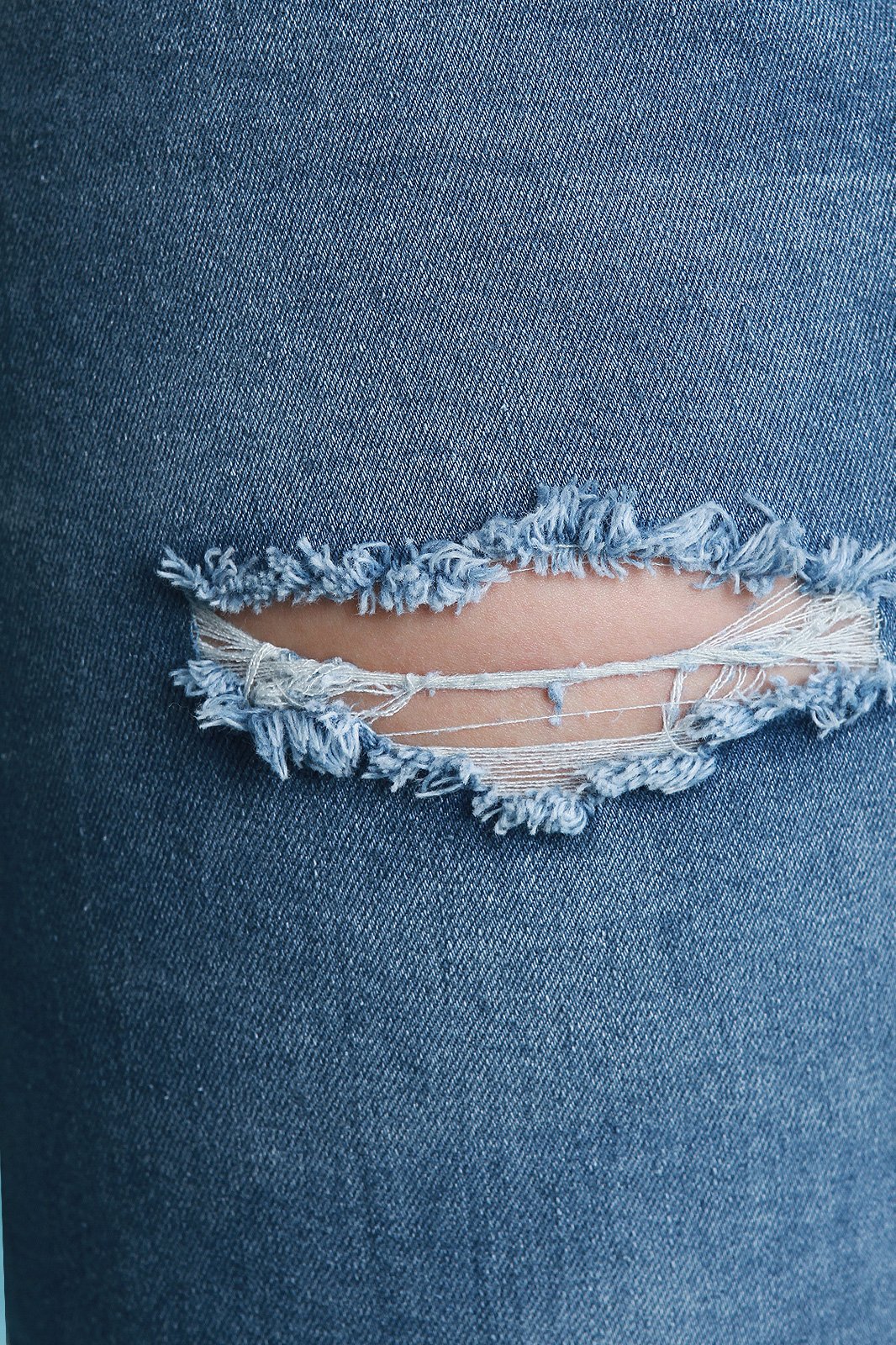 Stretchy Destroyed Denim Skinny Jeans