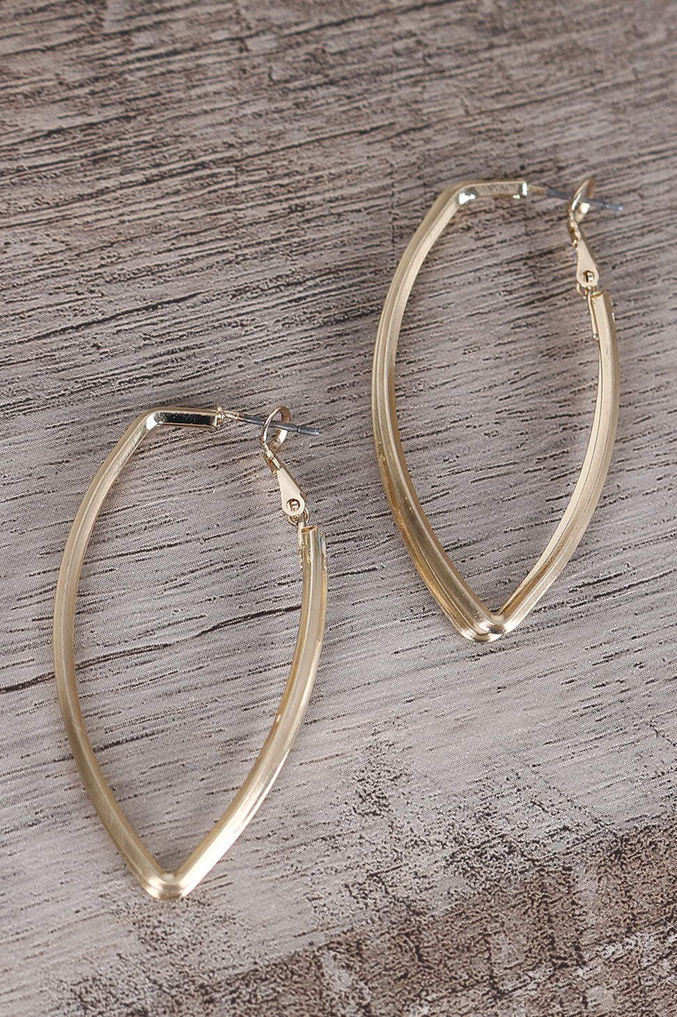 Double Sharp Oval Earrings - NoveltyOne