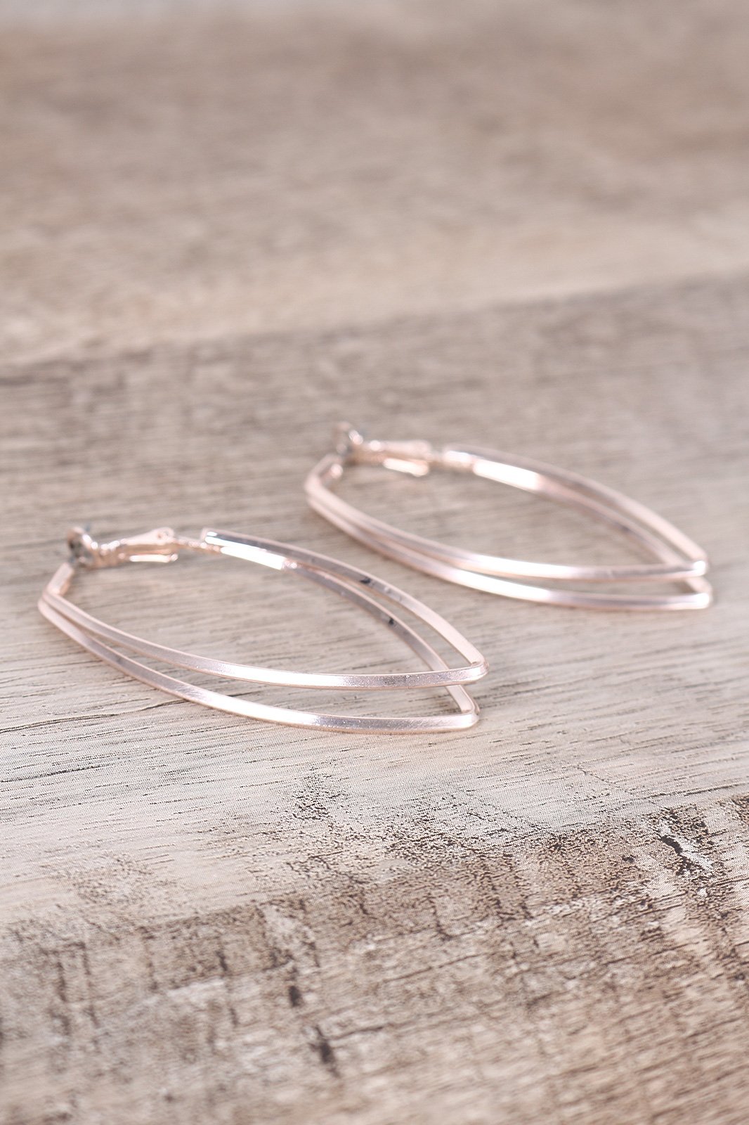Double Sharp Oval Earrings - NoveltyOne