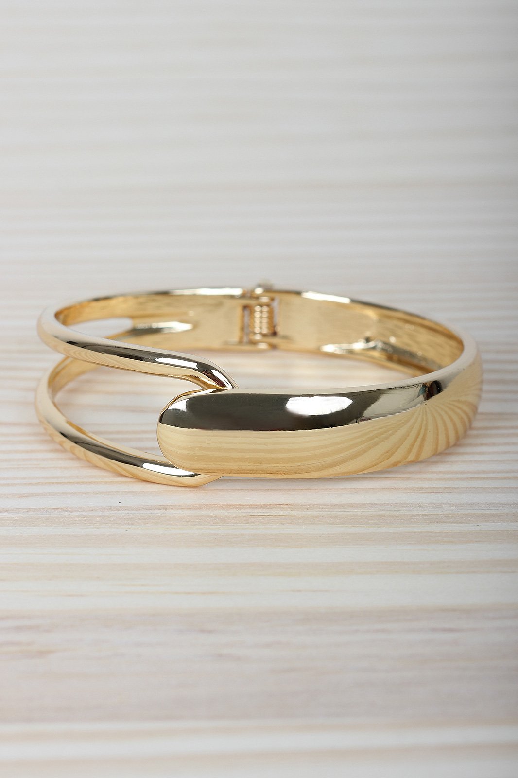 Shiny Metallic Open Cuff Bracelet