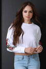 Embroidered Floral Long Sleeves Crop Sweatshirt