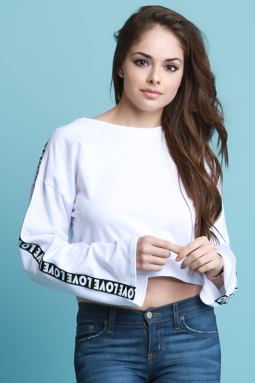 Love Graphic Print Sleeves Crop Sweatshirt