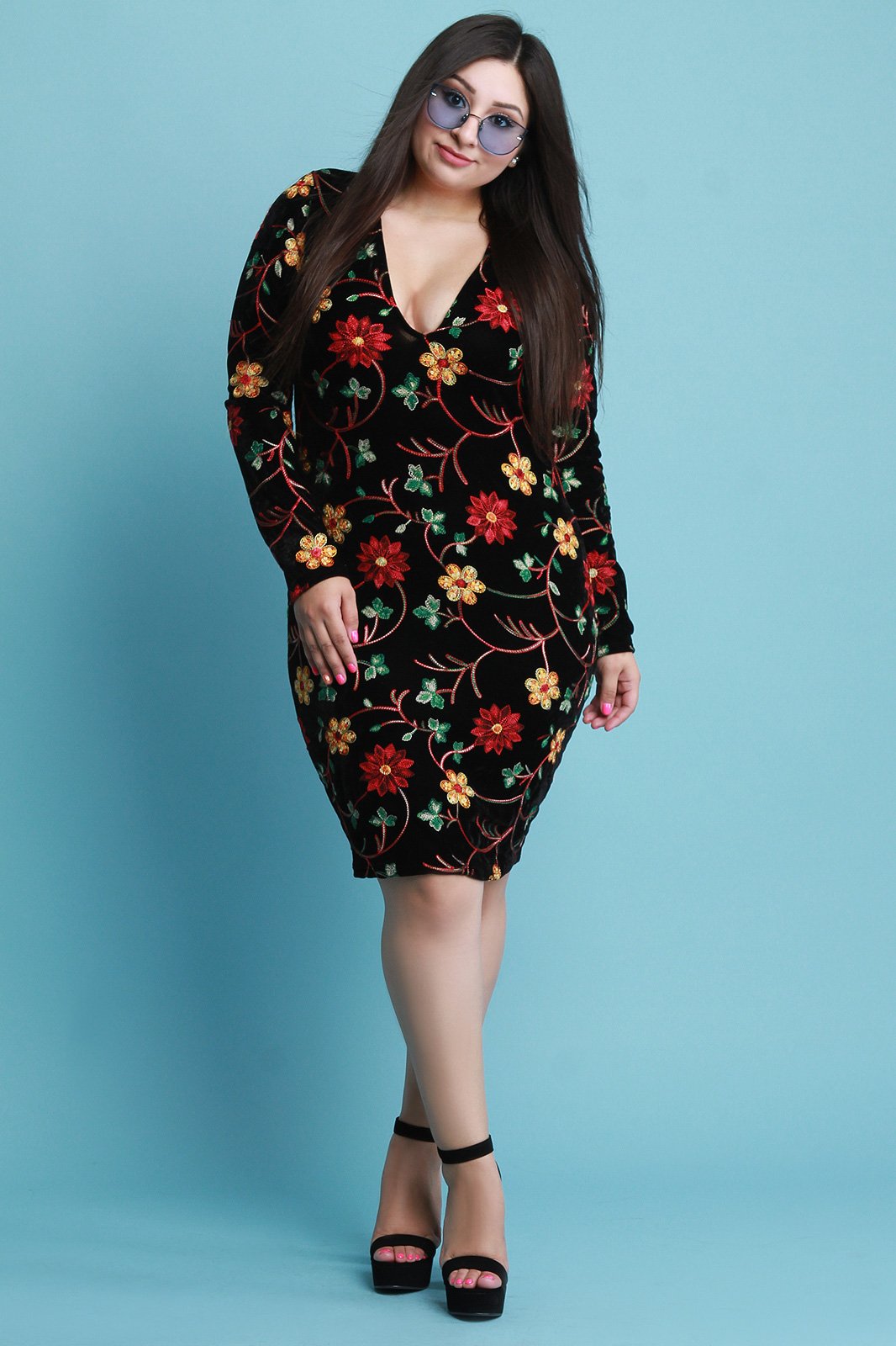 Velvet Floral Embroidery Long Sleeve Midi Dress