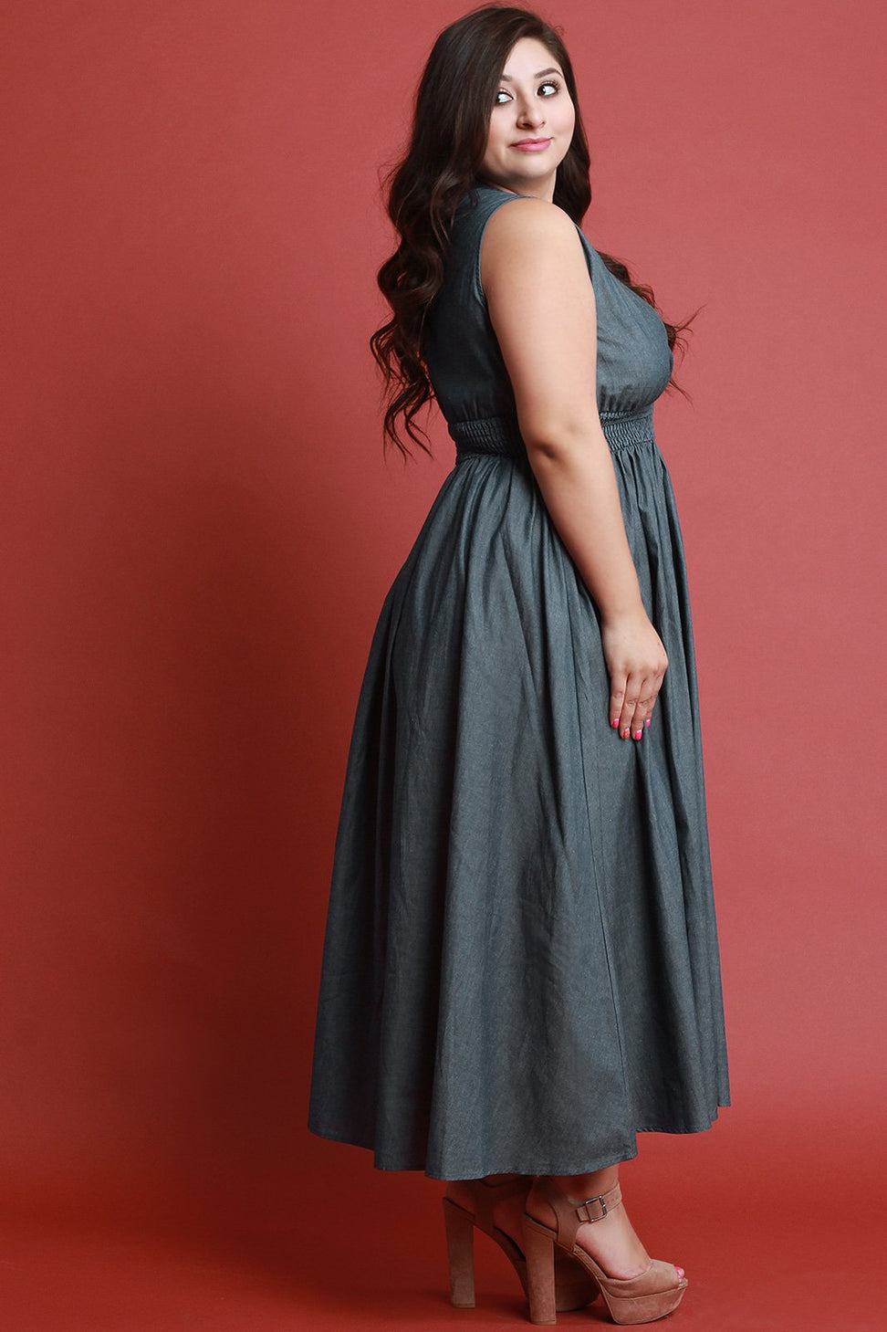V Neck Smock Empire Waist Sleeveless Chambray Maxi Dress