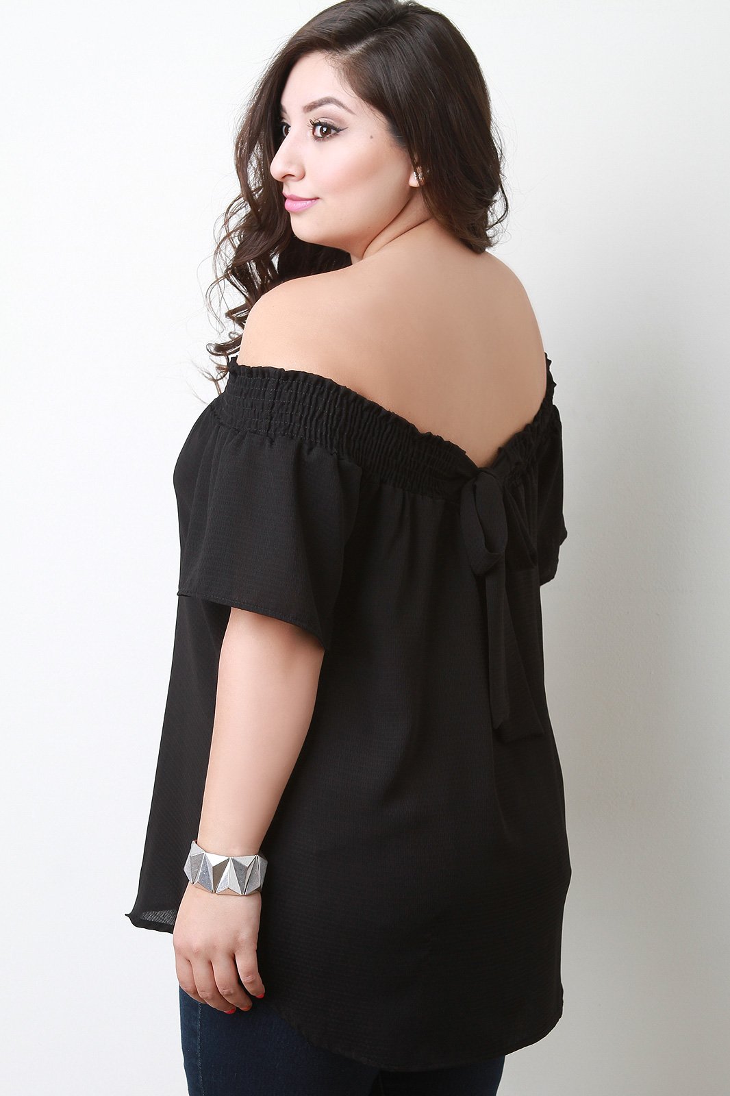 Textured Off The Shoulder Back Bow Top